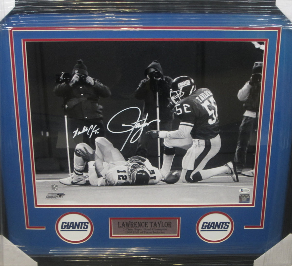 New York Giants Lawrence Taylor Hand Signed Autographed 16x20 Photo Custom Framed & Matted with BECKETT COA