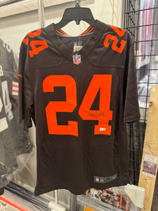 Cleveland Browns Nick Chubb Hand Signed Autographed Authentic Brown Jersey BECKETT COA