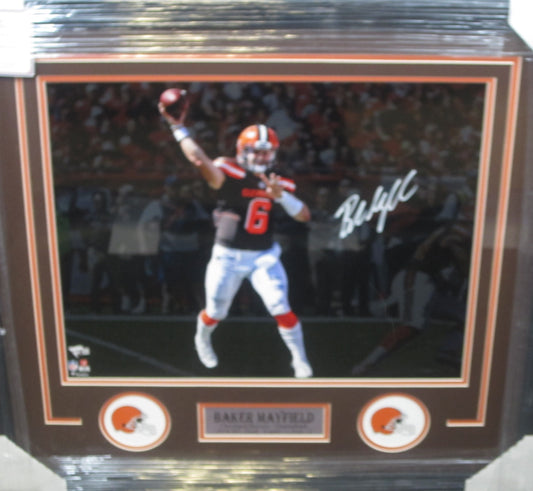 Cleveland Browns Baker Mayfield Hand Signed Autographed 16x20 Photo Framed & Matted with FANATICS Authentic COA