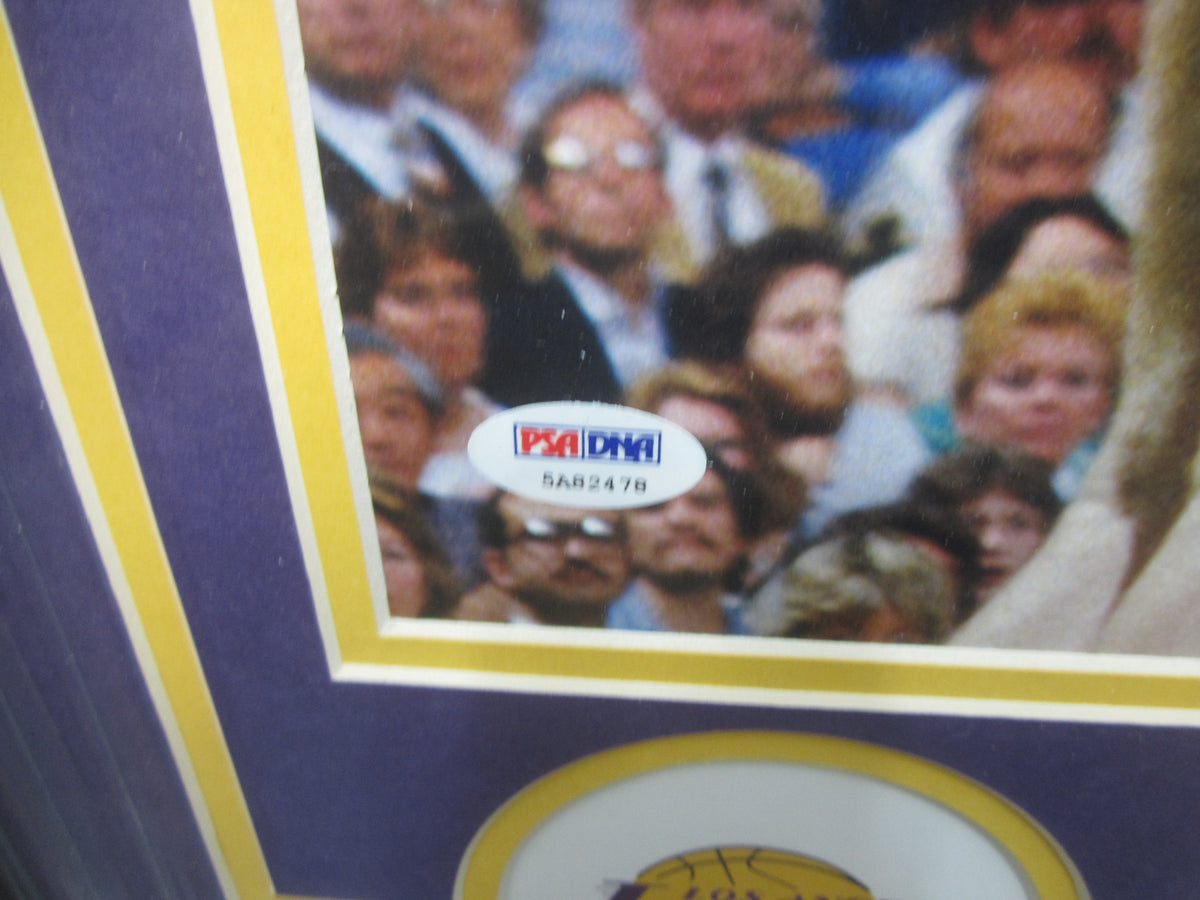 Los Angeles Lakers Magic Johnson Hand Signed Autographed 16x20 Photo Custom Framed & Matted with PSA COA