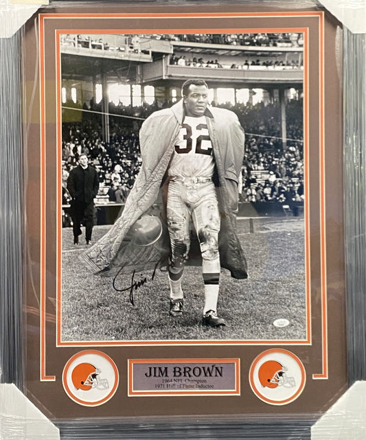 Cleveland Browns Jim Brown Hand Signed Autographed 16x20 Photo Framed & Matted with JSA COA