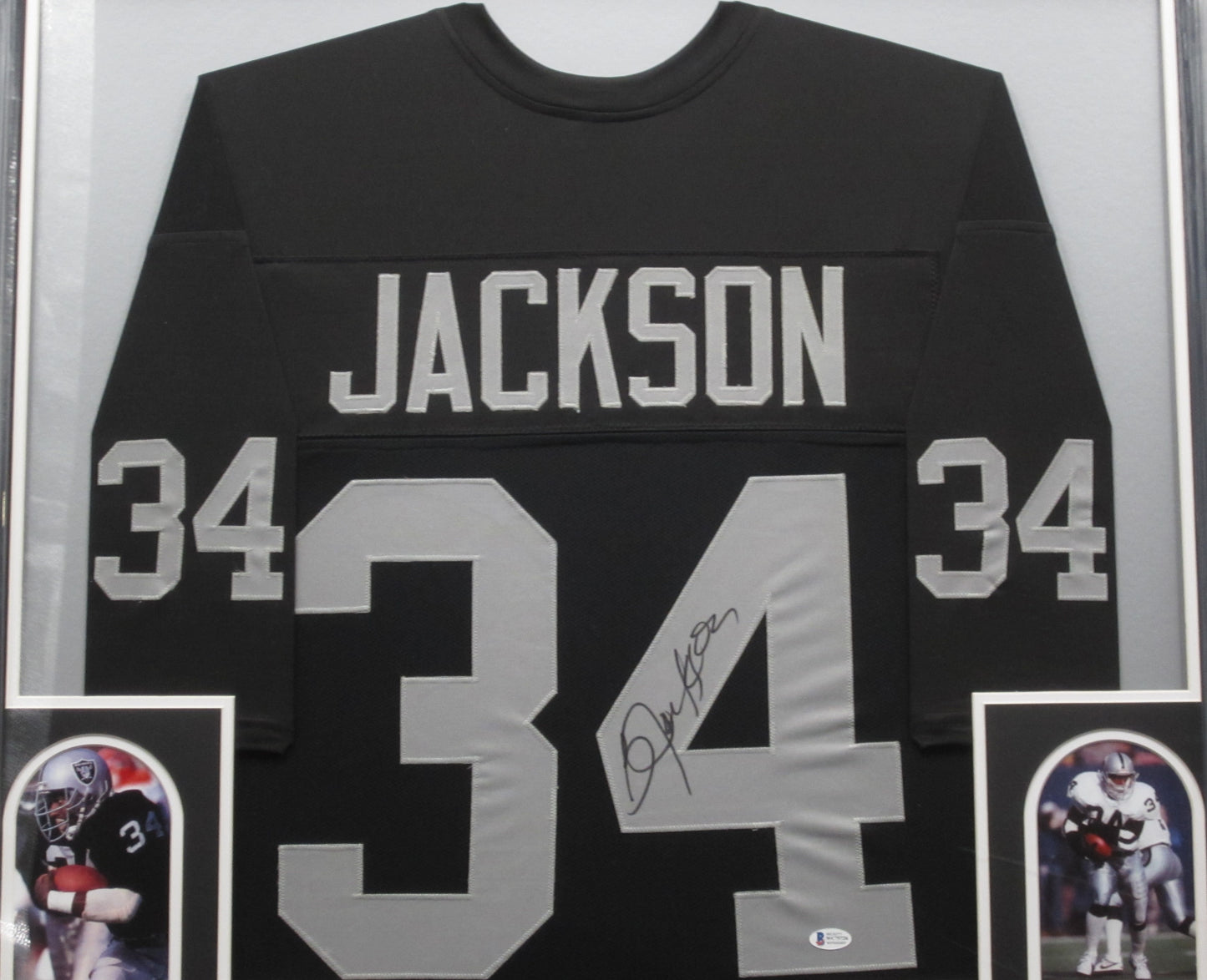 Oakland Raiders Bo Jackson Hand Signed Autographed Custom Black Jersey Framed & Matted with BECKETT COA