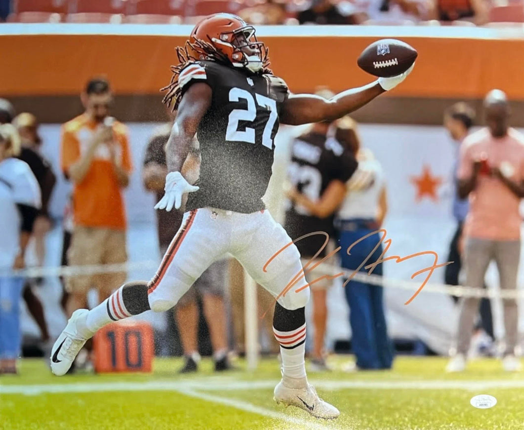 Cleveland Browns Kareem Hunt Hand Signed Autographed 16x20 Photo with JSA COA